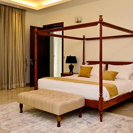 Udman Luxe Villa Chattarpur